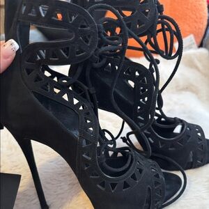 Giuseppe Zanotti heels 37.5